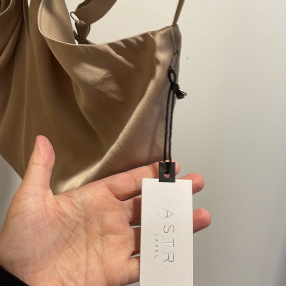 ASTR THE LABEL | ROBIN TOP | KHAKI - Picture 7 of 7